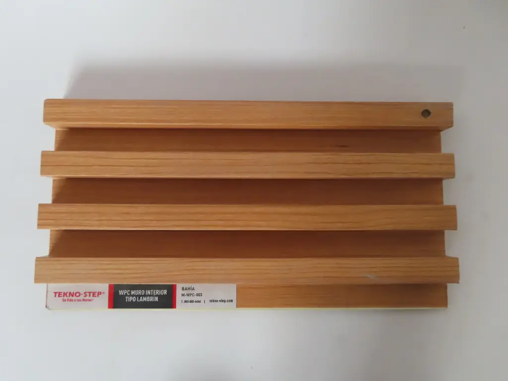 LAMBRIN PVC PARA INTERIOR caja de 14 piezas de 16x290 cm (6.496 m2) (M-PVC-003 BAHIA)