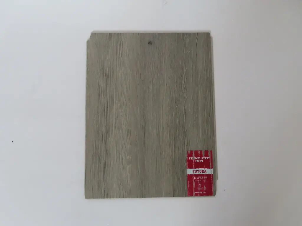 PISO DE VINYL FUTURA SPC DE 4MM TEXTURA EN RELIEVE(precio por caja 2.78m2) marca TEKNO STEP